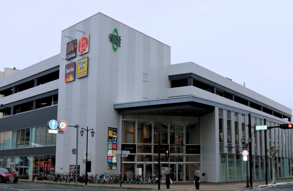 クロステラス外観