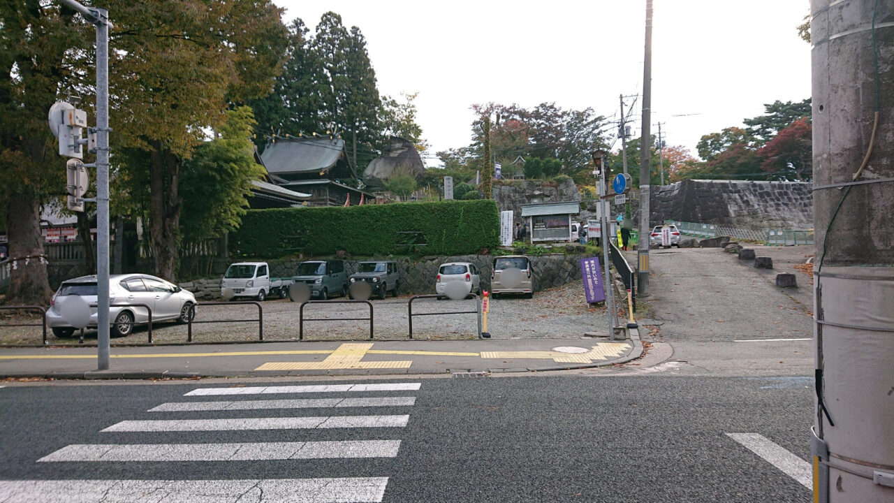 櫻山神社駐車場