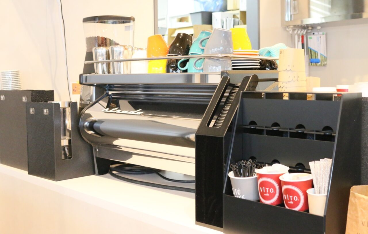 ⑫エスプレッソマシン