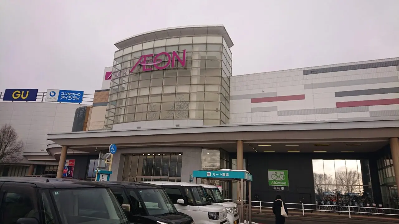 前潟にあるイオンモール盛岡の外観2602