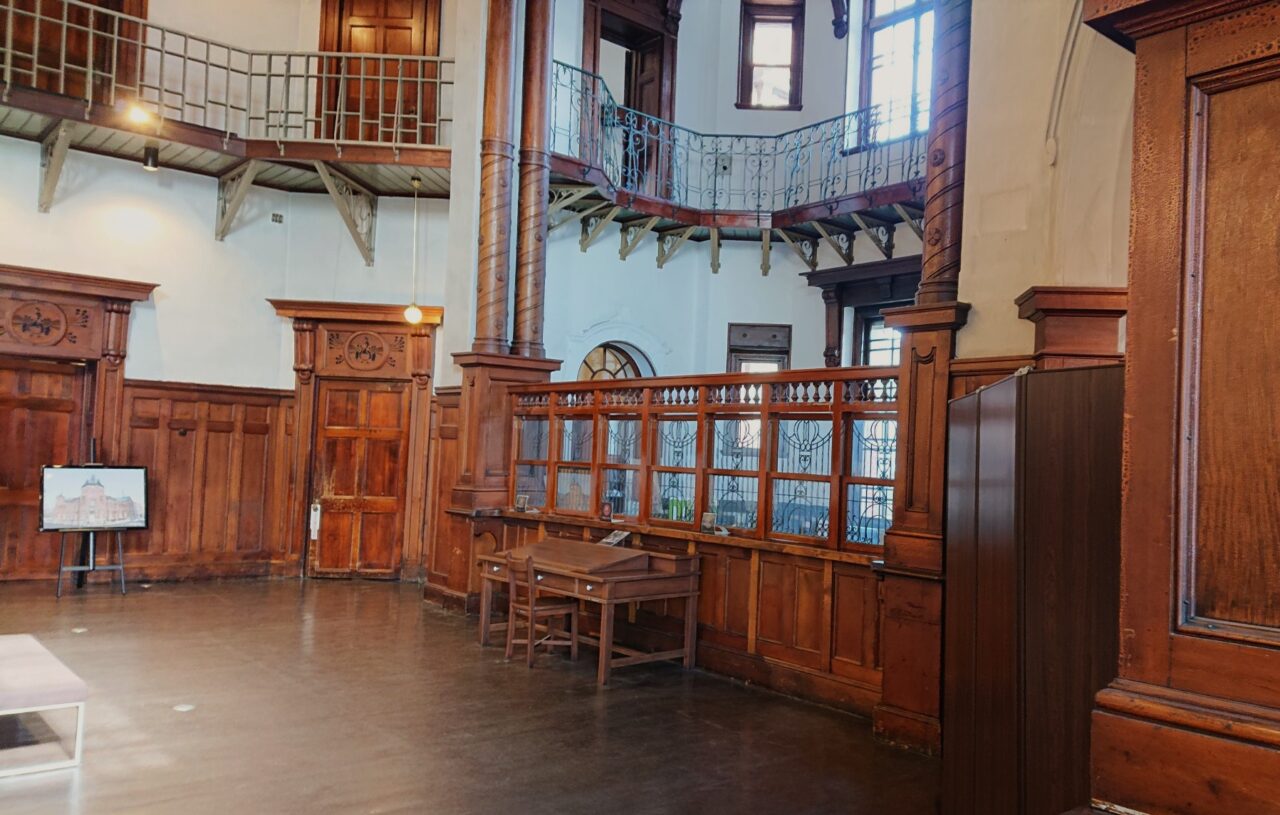 岩手銀行赤レンガ館大ホール2602