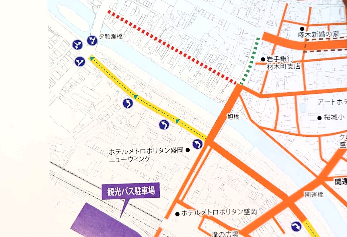 東北絆まつり交通規制により指定方向外進行禁止となった旭橋から夕顔瀬橋間の道路