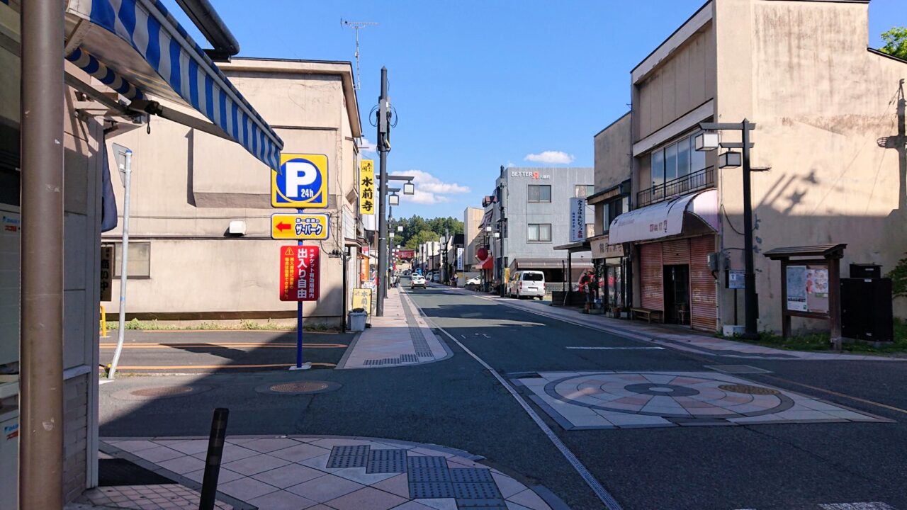 盛岡八幡宮につながる八幡町2605