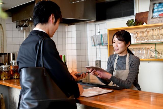 スマホ　画面提示　お店イメージ2606