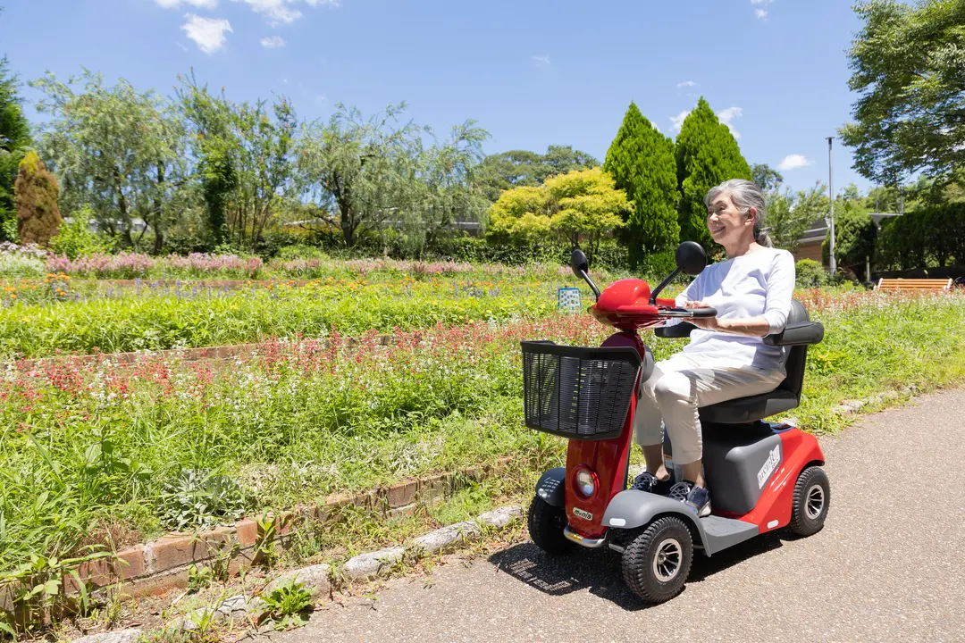 利用条件にぴったりとマッチした電動車いす